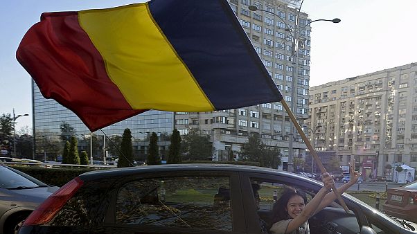 Romanya Cumhurbaşkanı'ndan istifa yorumu: 'Çok geç' Romanya Cumhurbaşkanı'ndan istifa yorumu: 'Çok geç'