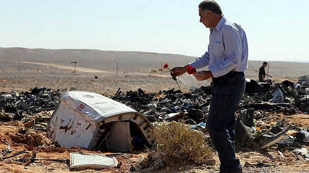 Υποψίες Βρετανίας- ΗΠΑ για έκρηξη βόμβας στο μοιραίο ρωσικό αεροπλάνο Υποψίες Βρετανίας- ΗΠΑ για έκρηξη βόμβας στο μοιραίο ρωσικό αεροπλάνο