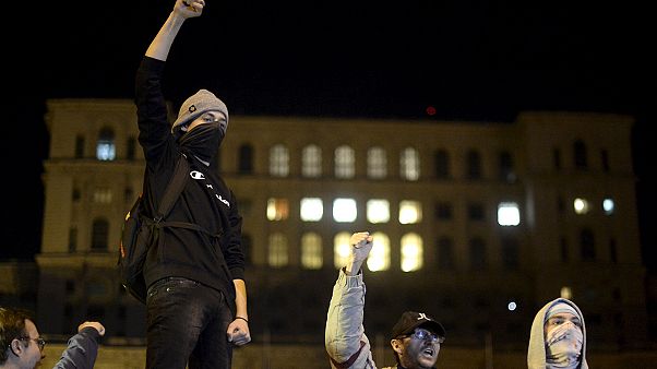 "Romenler kolay kolay sokakta haklarını aramaz" "Romenler kolay kolay sokakta haklarını aramaz"