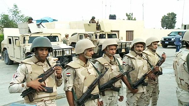 مخاوف من تداعيات حادث الطائرة الروسية على قطاع السياحة المصرية مخاوف من تداعيات حادث الطائرة الروسية على قطاع السياحة المصرية