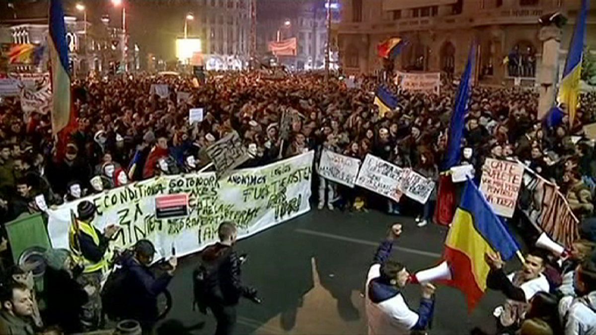 Демонстранты в Румынии не намерены останавливаться