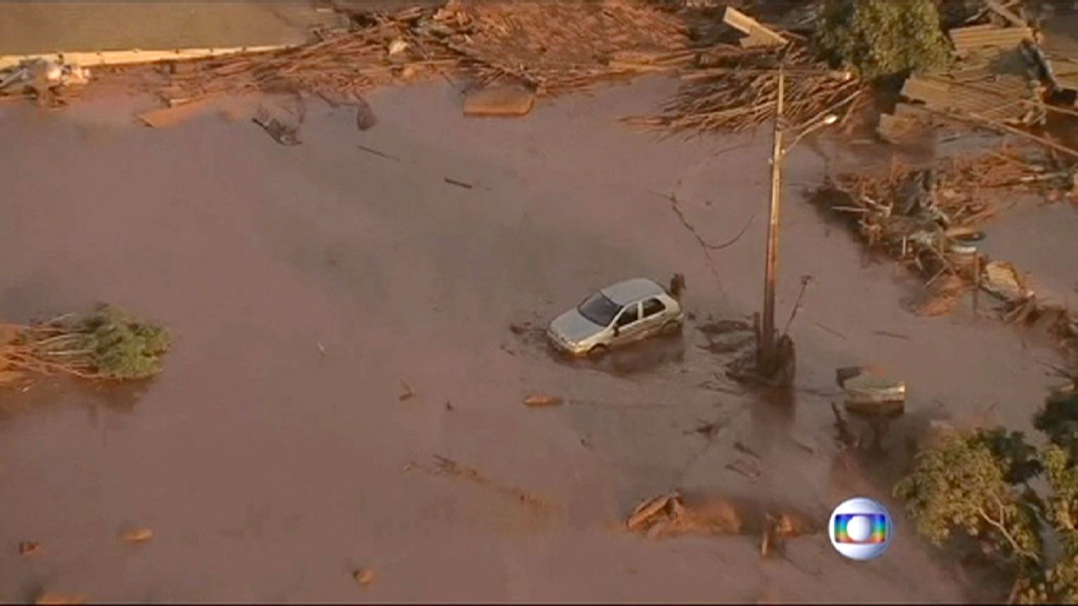 Brasile: fiume di fango, decine di vittime
