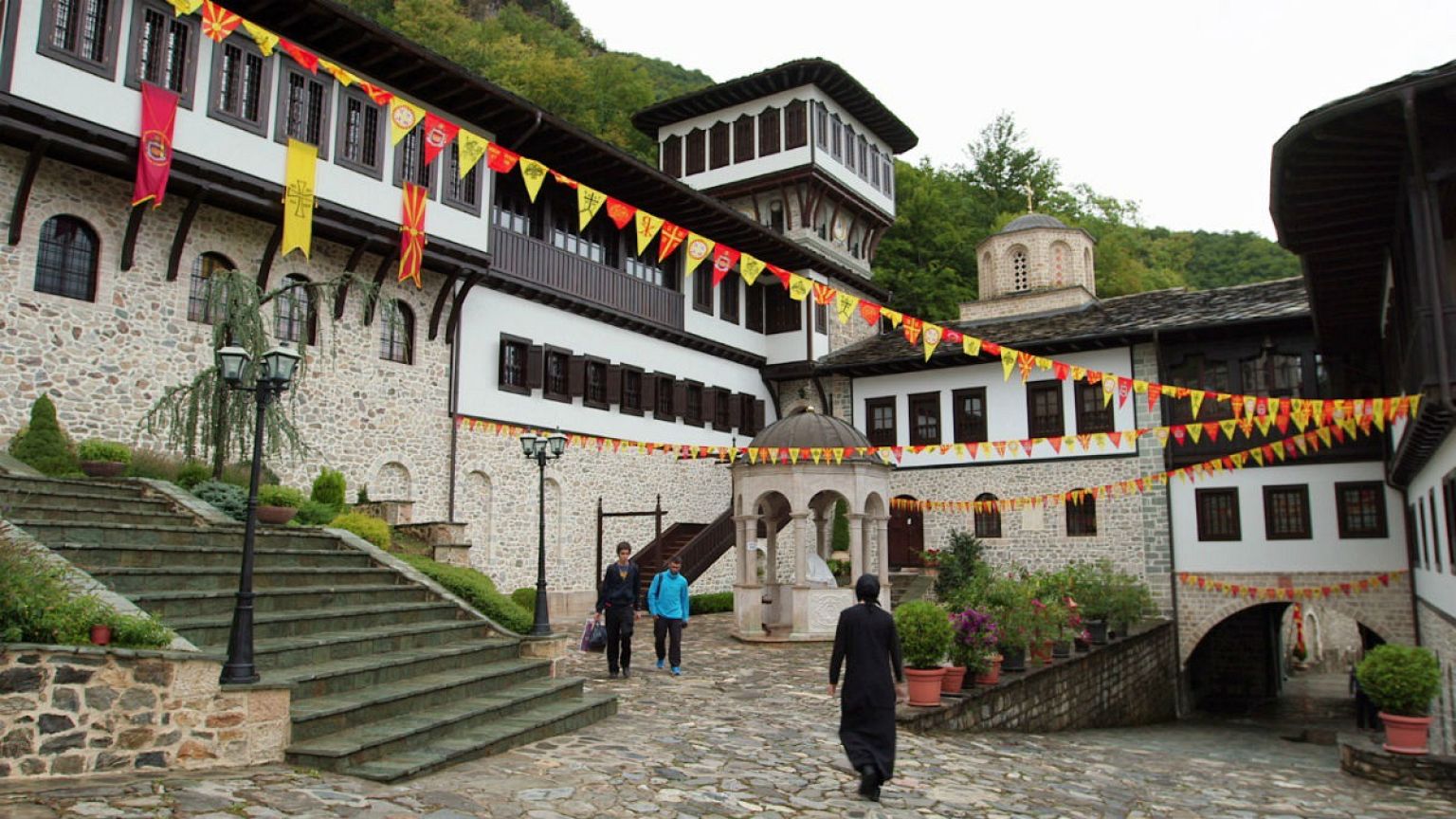 کارت پستال از مقدونیه؛ صومعه «سنت جان بیگورسکی»