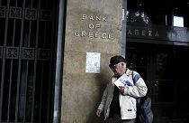 Grécia aprova medidas com vista a nova ajuda de 85 mil milhões de euros