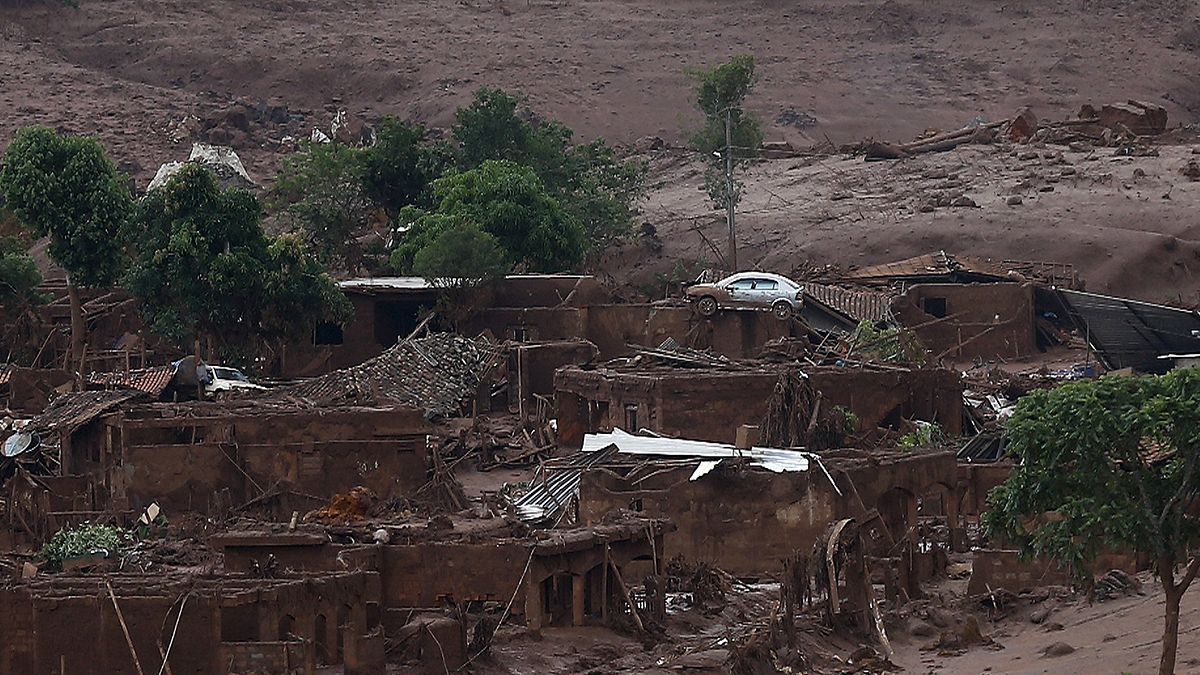 Tragedia en MInas Gerais: al menos 17 muertos y 62 millones de metros cúbicos de residuos