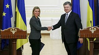 Ucraina: la Mogherini a Kiev alla vigilia di una cruciale votazione per una legge anti-corruzione