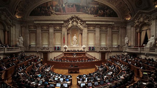 Portugals Regierung wegen Sparpolitik vor dem Aus Portugals Regierung wegen Sparpolitik vor dem Aus
