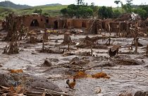 Brésil : la compagnie minière Samarco suspendue après la rupture de deux de ses barrages