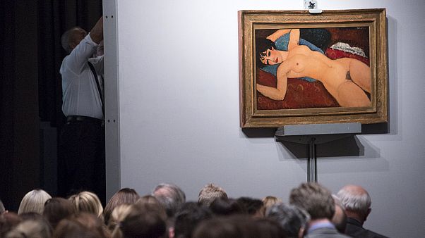 Modigliani'nin "Kırmızı Nü" tablosu rekor fiyata alıcı buldu Modigliani'nin "Kırmızı Nü" tablosu rekor fiyata alıcı buldu