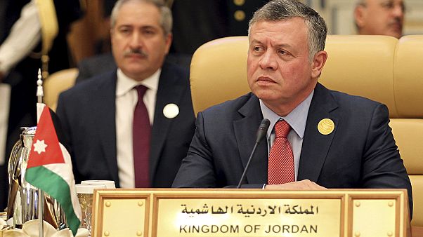 الملك عبد الله: موسكو تلعب دورا محوريا لإيجاد حل سياسي للأزمة السورية الملك عبد الله: موسكو تلعب دورا محوريا لإيجاد حل سياسي للأزمة السورية