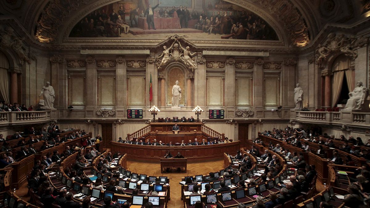 Portugal: caiu o governo