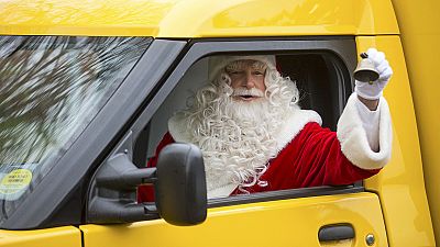 Santa Claus hace su primera aparición del año en Alemania