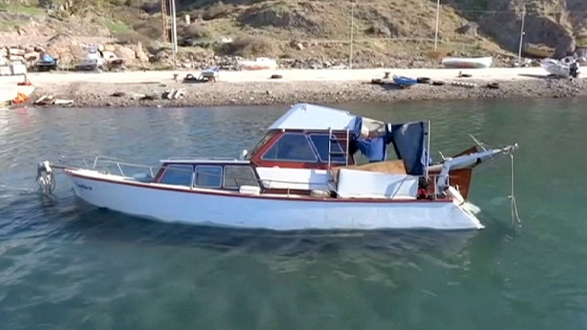مقتل 14 مهاجراً في غرق زورقهم قبالة سواحل تركيا