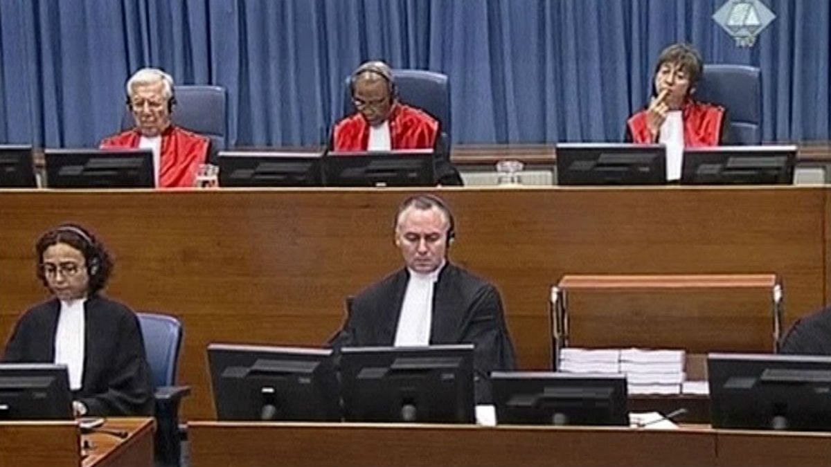دادگاه بین المللی کیفری یوگسلاوی سابق، محکمه ای جنجال برانگیز