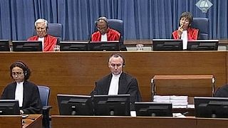 دادگاه بین المللی کیفری یوگسلاوی سابق، محکمه ای جنجال برانگیز