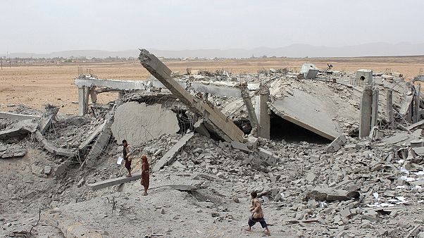 Jemen vor dem Kollaps: "Wir stecken jetzt in den tiefsten Abgründen der Katastrophe" Jemen vor dem Kollaps: "Wir stecken jetzt in den tiefsten Abgründen der Katastrophe"
