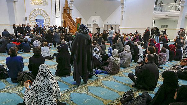 Attentats de Paris : la communauté musulmane indignée et inquiète Attentats de Paris : la communauté musulmane indignée et inquiète