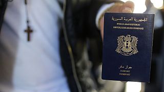 هجمات باريس: تساؤلات عديدة بشأن حامل جواز السفر السوري