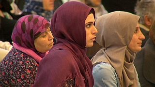 Muslims in France pray for peace