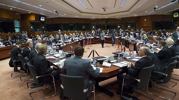 أوروبا تقول "نعم" لفرنسا أوروبا تقول "نعم" لفرنسا