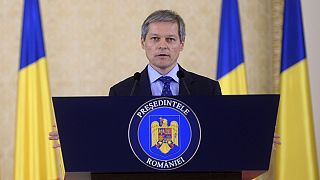 El Parlamento rumano da su confianza al Gobierno de Dacian Ciolos, el "azote de la corrupción"