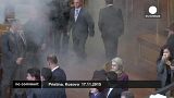 Kosovo : du gaz lacrymogène au Parlement