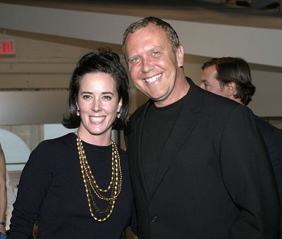 Spade poses with fashion designer Michael Kors at the CFDA hosted viewing of MOMA\'s "Fashioning Fiction in Photography Since 1990" in 2004. 