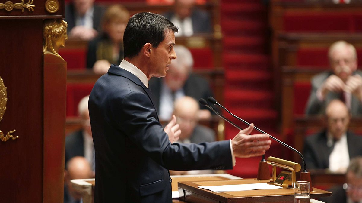 Fransa Meclisi olağanüstü halin üç ay uzatılmasını öngören yasa tasarısını kabul etti.