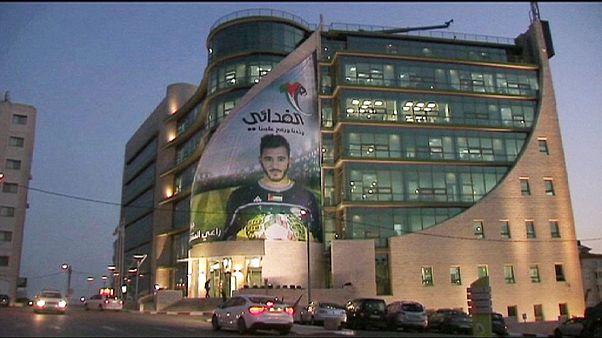 Palestinianos terão acesso a 3G mas apenas na Cisjordânia Palestinianos terão acesso a 3G mas apenas na Cisjordânia