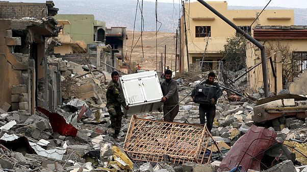 Dans les ruines de Sinjar Dans les ruines de Sinjar