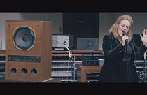 آلبوم «۲۵ » ادل منتشر شد