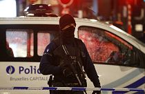 Anschlagsangst in Brüssel: Weiter höchste Alarmstufe, außerdem Großeinsatz der Polizei