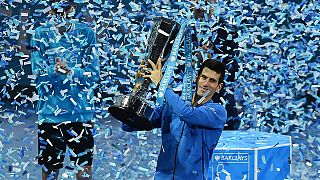 Tenis: Djokovic bate Federer e conquista Masters de Londres
