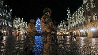 Bruselas mantiene este lunes la alerta máxima terrorista