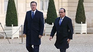 Hollande IŞİD'e karşı diplomatik atağa geçti