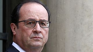 Hollande uluslararası destek arayışında
