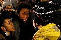 Видео убийства афроамериканца полицей вызвало протесты в Чикаго