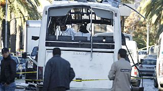 Bus bomber kills presidential guards in Tunisian capital