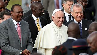 El Papa Francisco reza por la paz mundial en Nairobi