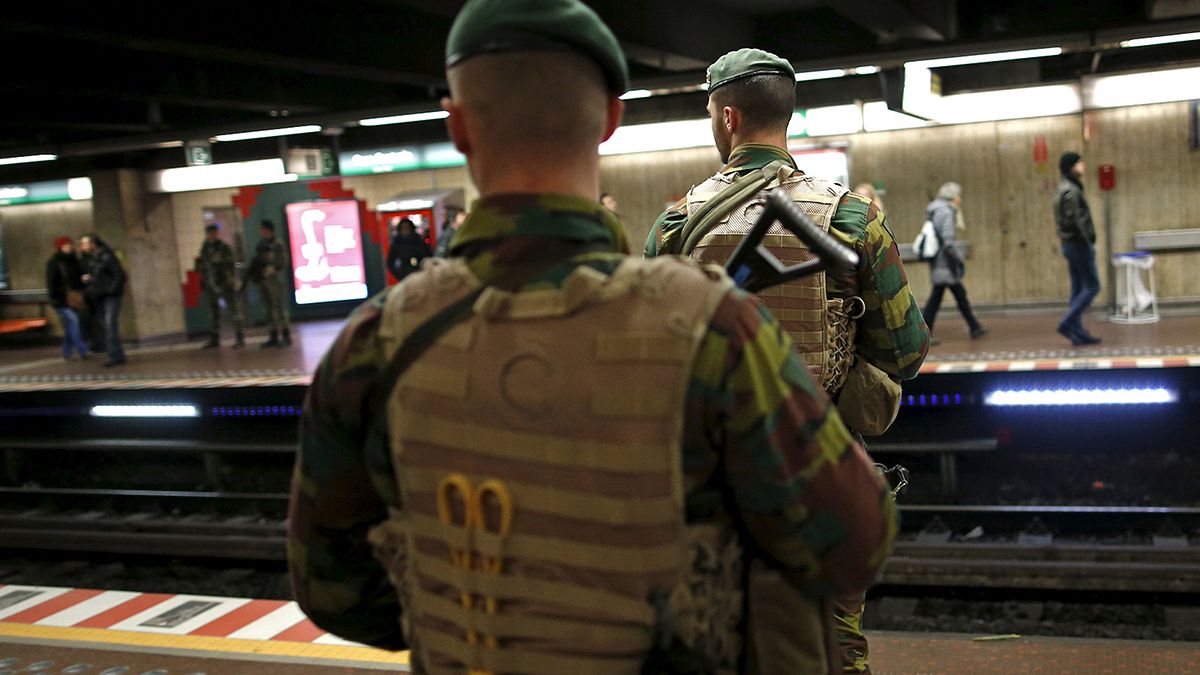 Enyhítettek a terrorkészültség szintjén Brüsszelben