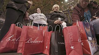 "Черная пятница": день безудержного шоппинга в США