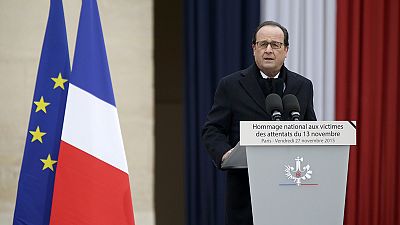 Francia rinde homenaje en París a las víctimas del 13-N