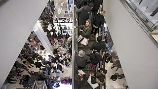 More shoppers go online for Black Friday bargains