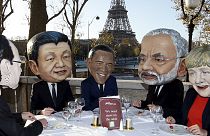 Világszerte felvonulások a párizsi klímacsúcs előtt