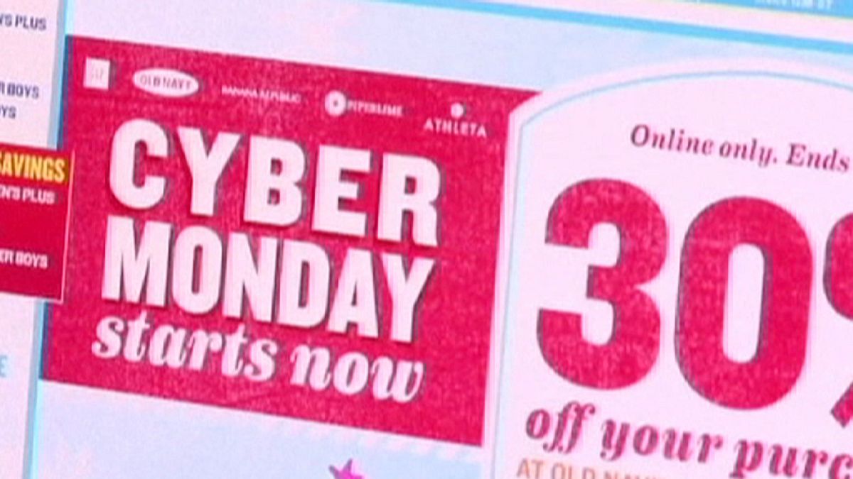 ABD'de alışveriş çılgınlığı Siber Pazartesi ile sürüyor