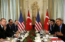Az amerikai elnök azt kérte a török államfőtől, rendezze viszonyát Moszkvával
