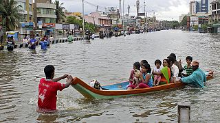 Leve tregua de las lluvias ante las inundaciones del sur de la India