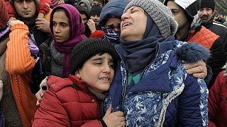 Conflicto entre migrantes y refugiados en la frontera grecomacedonia