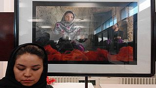 بخش هایی از زندگی پنهان زنان افغان در قاب تصویر