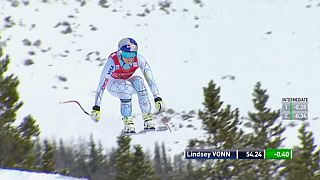 Esqui Alpino: Lindsey Vonn regressa ao trilho das vitórias em Lake Louise